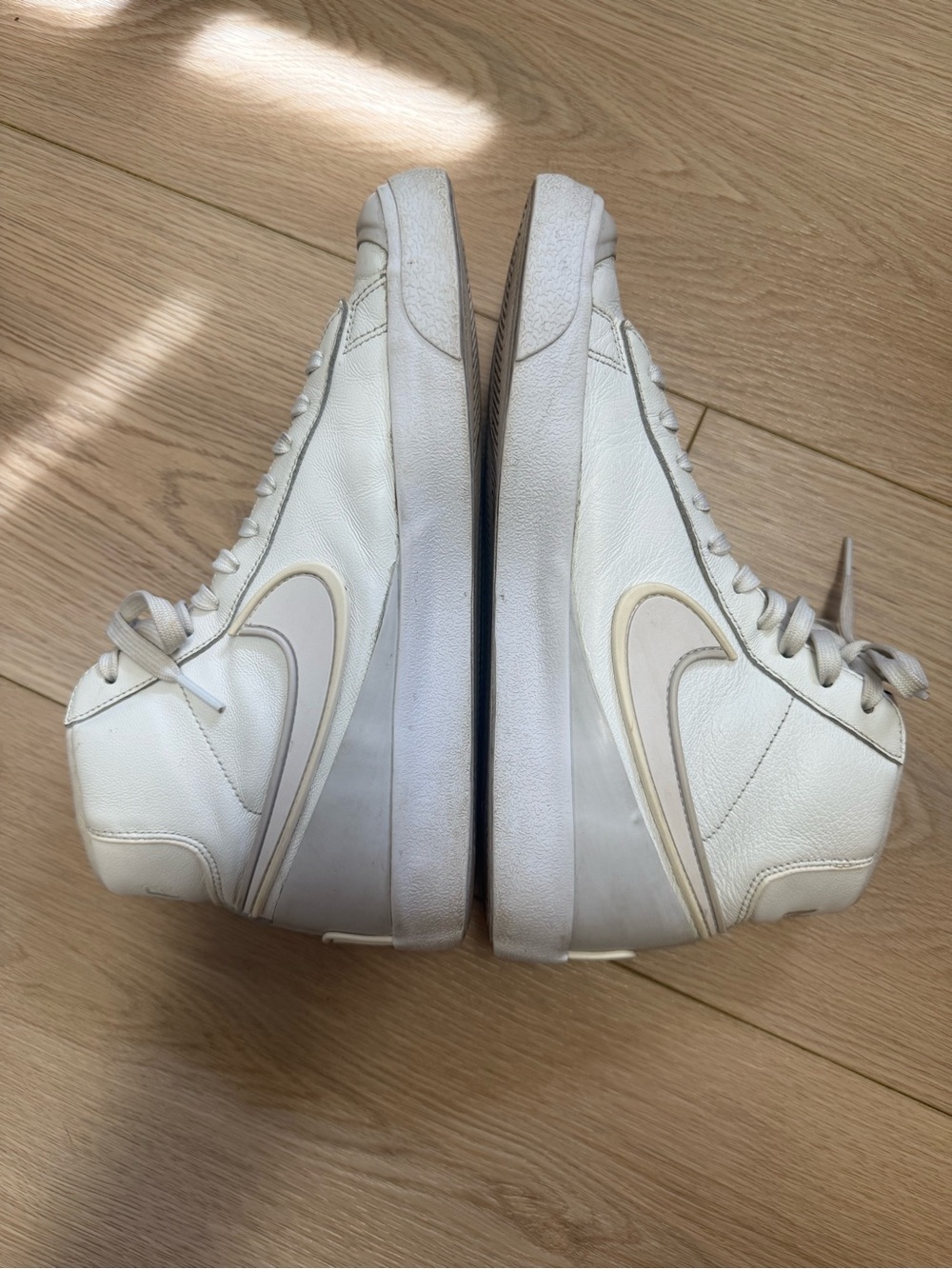 Nike Blazer Mid '77 Infinite sneakers in the "Summit White" Women’s Size 9.5 - Picture 5 of 11